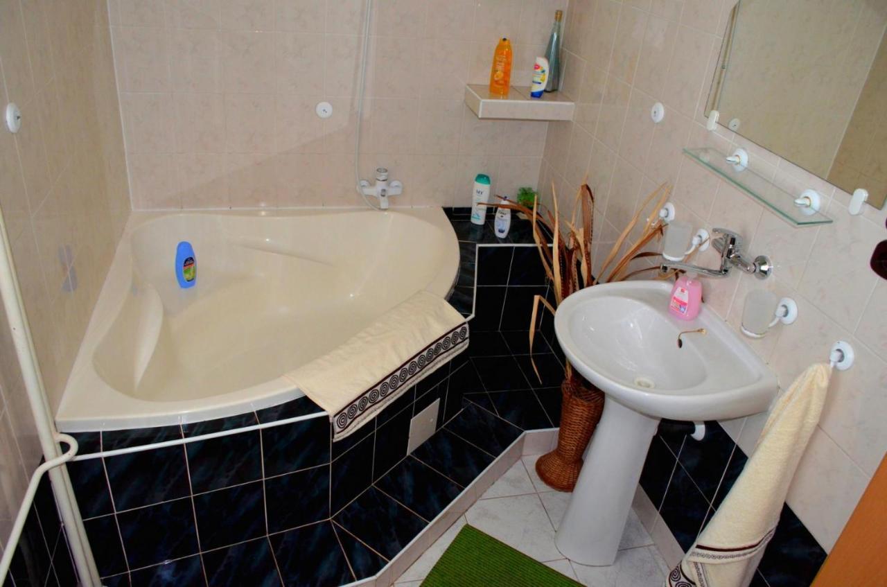 Chalupa Riviera A Apartmany Riviera - Liptov Besenova Ruzomberok Exteriör bild