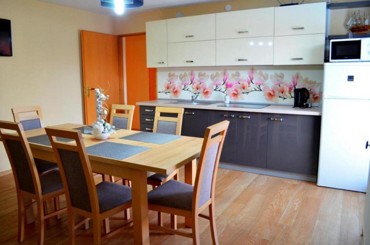 Chalupa Riviera A Apartmany Riviera - Liptov Besenova Ruzomberok Exteriör bild